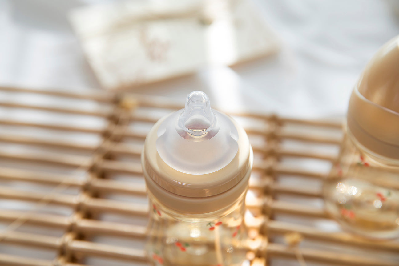 FEEDING BOTTLE(200ML&300ML) - Hello Kids Baby Store