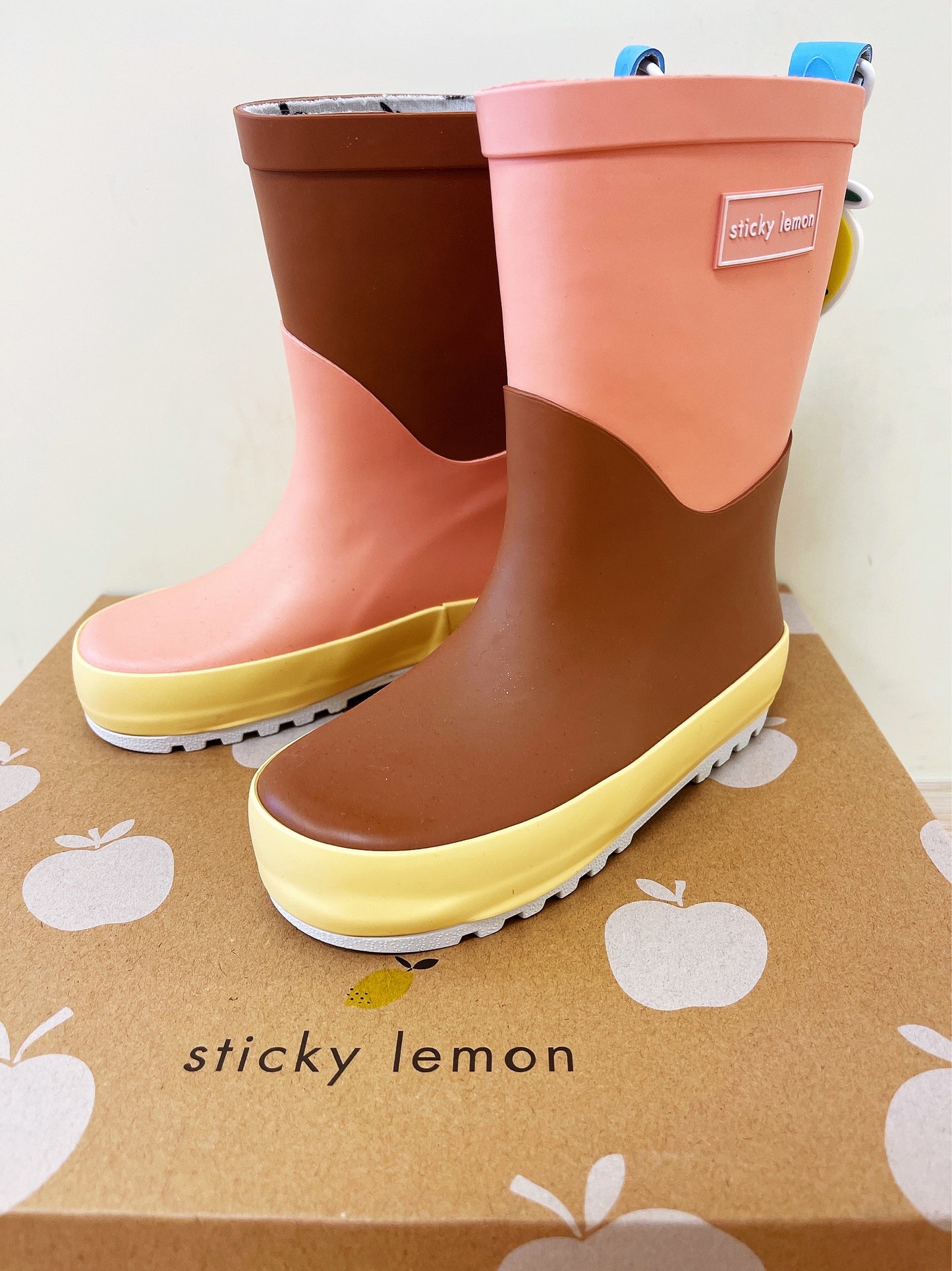 RAIN BOOTS - COLOURBLOCKING - WILLOW BROWN + BERRY SWIRL + VANILLA SORBET - Hello Kids Baby Store